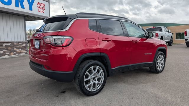 Used 2025 Jeep Compass Limited AWD/4WD image 13