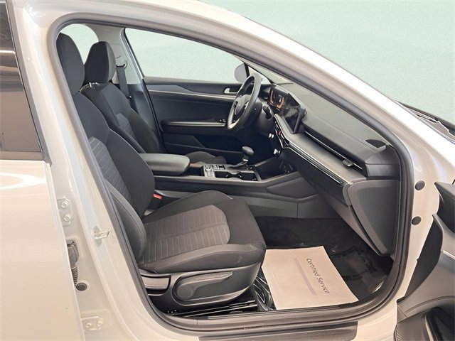 Used 2025 Kia K5 LXS image 10