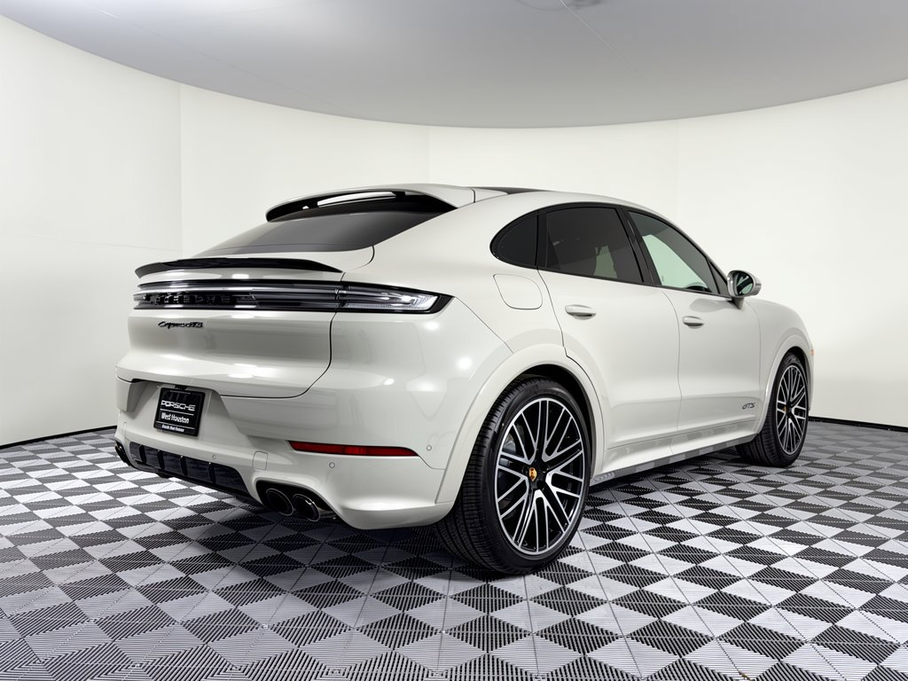New 2026 Porsche Cayenne GTS AWD/4WD image 9