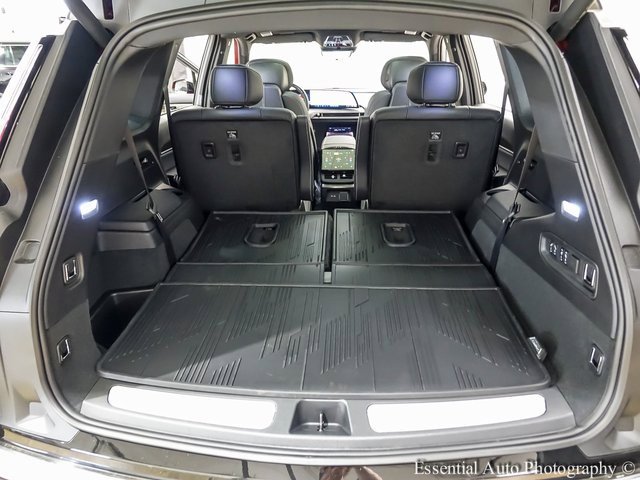 New 2026 Cadillac Vistiq Luxury w/ LPO, Floor Liner Package image 20