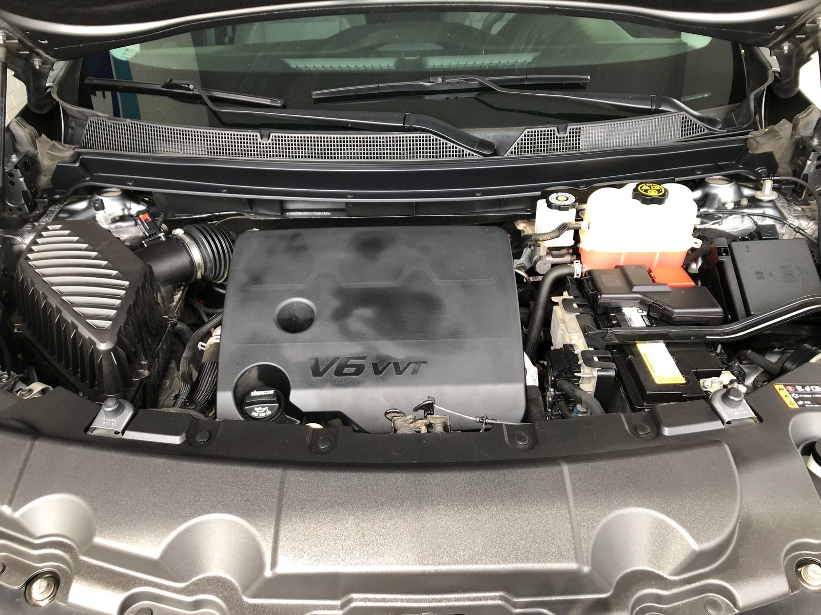 Used 2018 Chevrolet Traverse LS FWD image 3