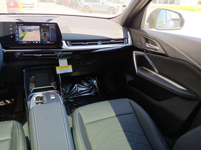New 2025 BMW X2 xDrive28i w/ Convenience Package image 13