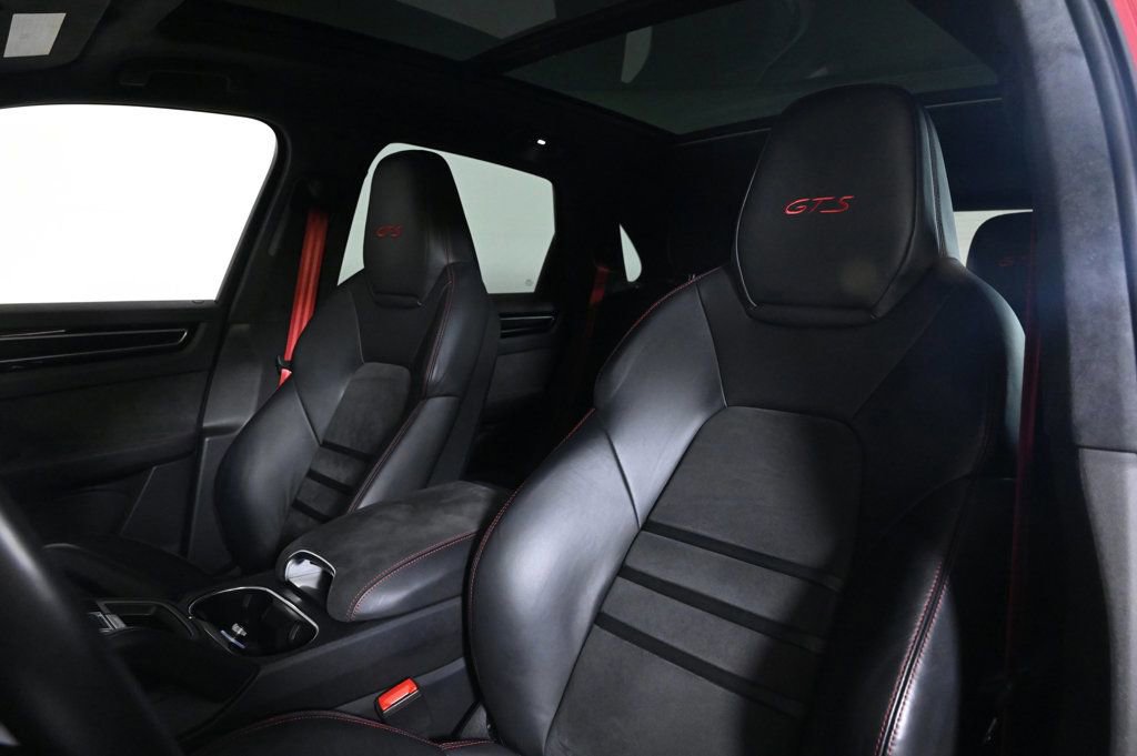 Certified 2023 Porsche Cayenne GTS image 5