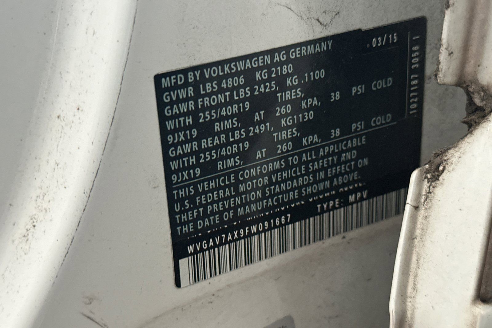 Used 2015 Volkswagen Tiguan R-Line FWD image 3