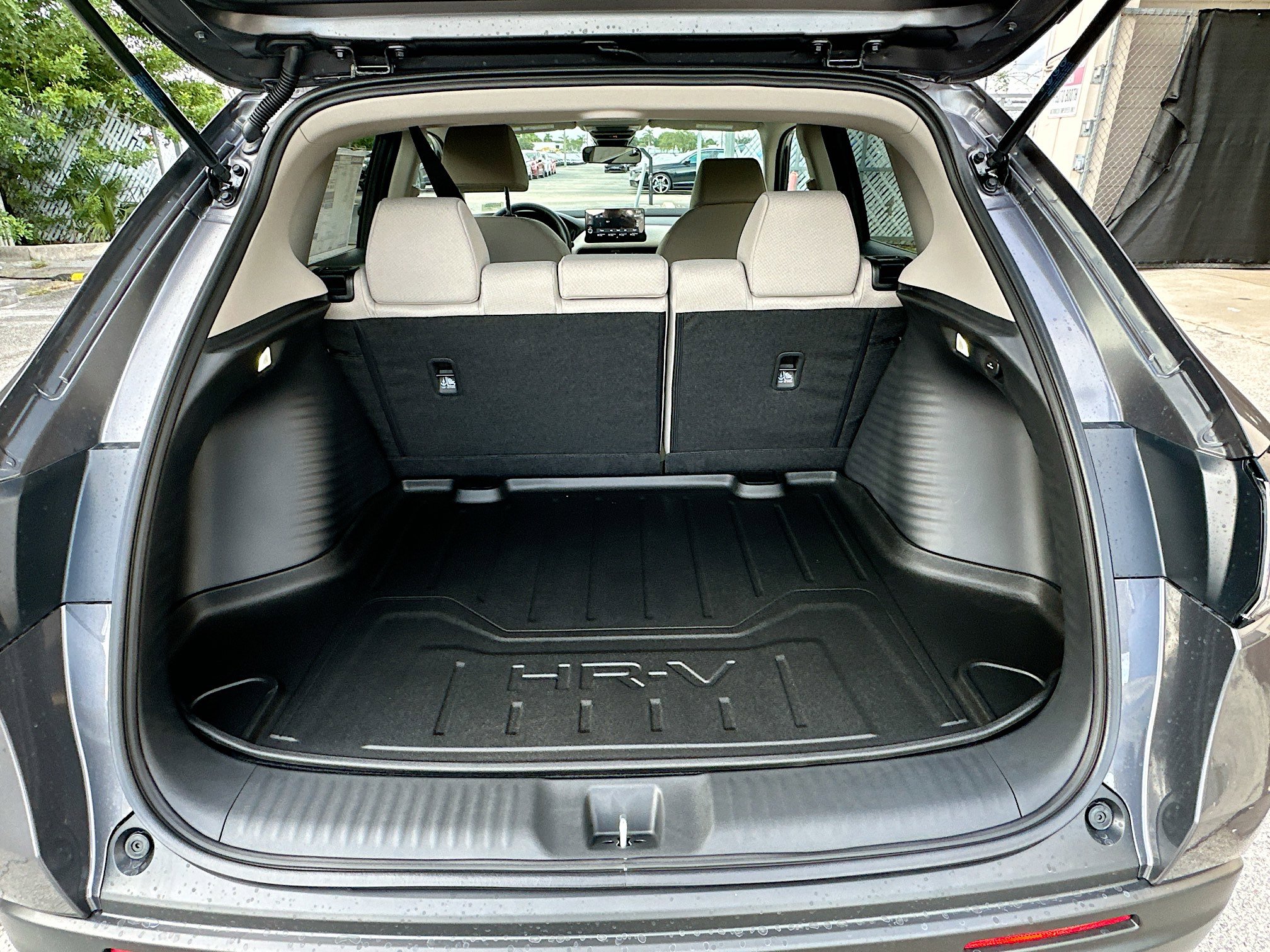 New 2026 Honda HR-V LX image 18