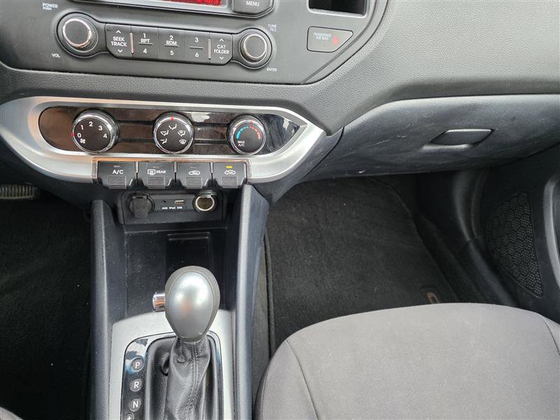 Used 2015 Kia Rio LX w/ Power Package image 19