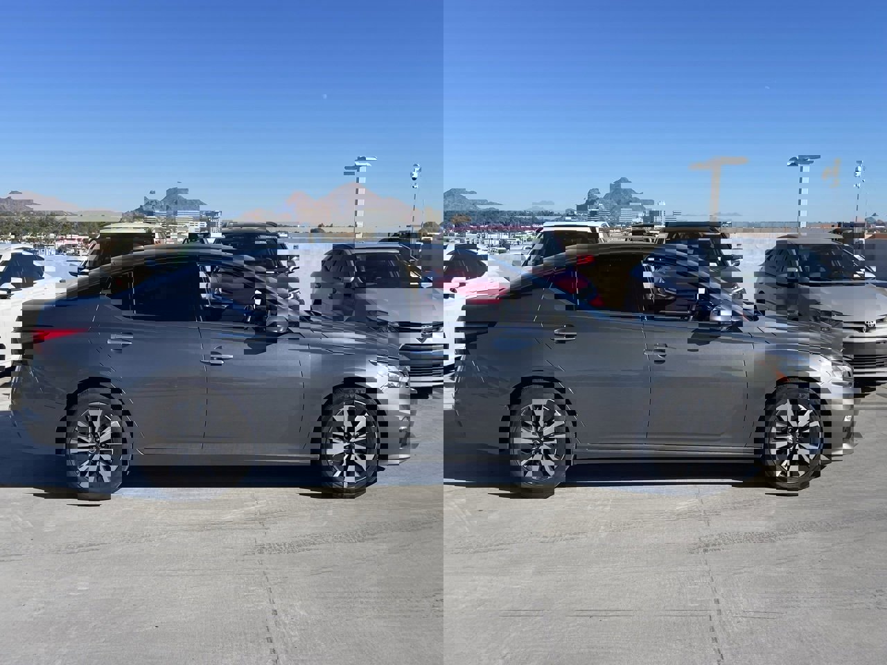 Used 2020 Nissan Altima 2.5 SL image 3