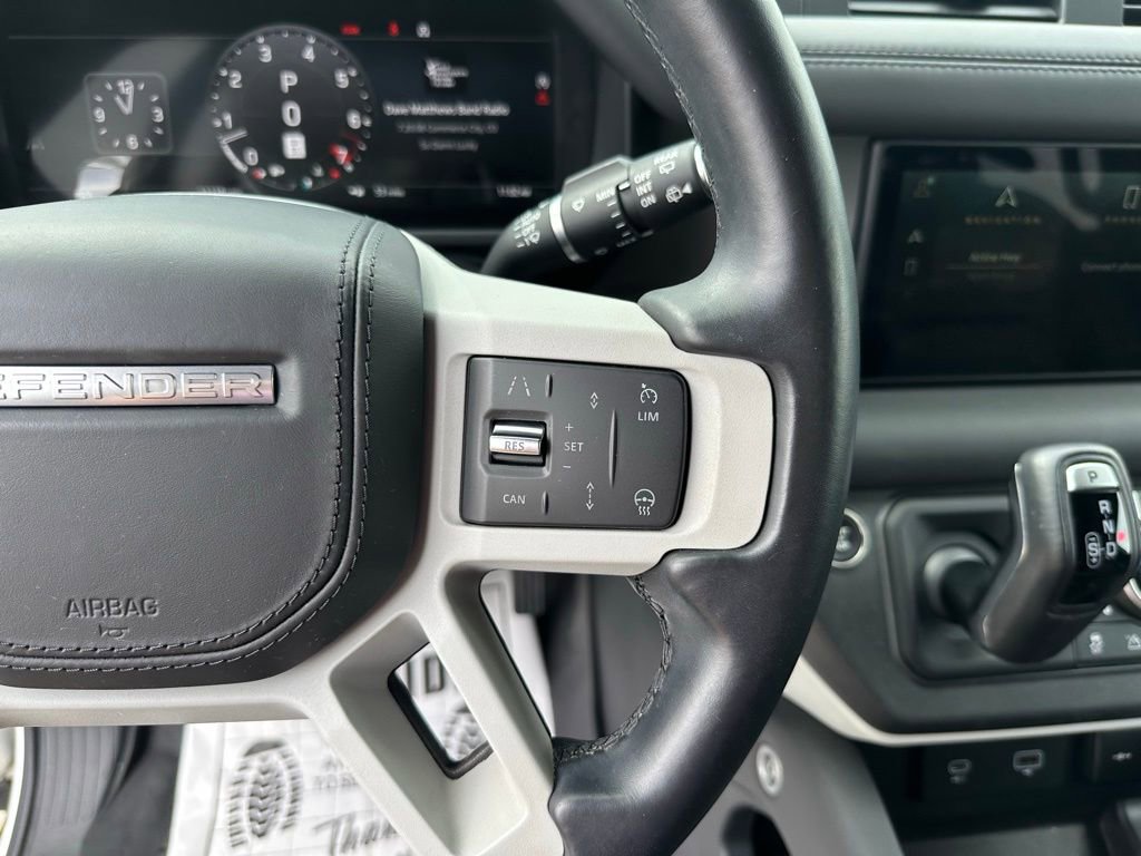 Used 2024 Land Rover Defender 110 X-Dynamic SE image 17