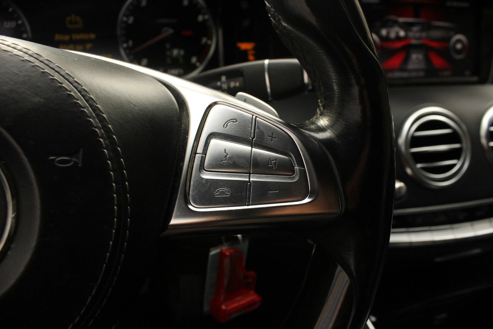 Used 2015 Mercedes-Benz S 550 4MATIC Coupe image 25