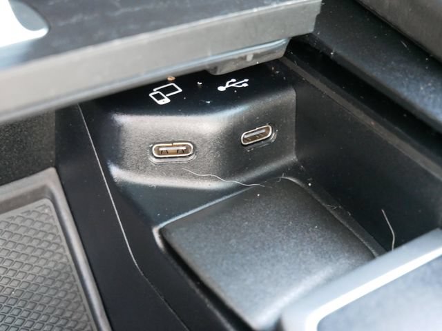 Used 2022 Mercedes-Benz GLS 450 4MATIC image 18