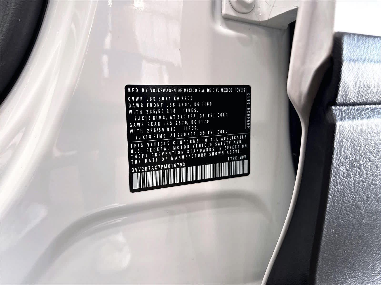 Used 2023 Volkswagen Tiguan SE AWD/4WD image 22