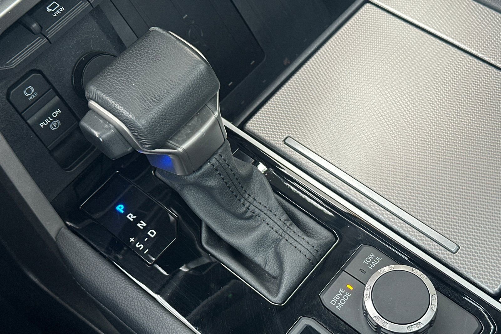 Certified 2024 Toyota Sequoia Limited image 23