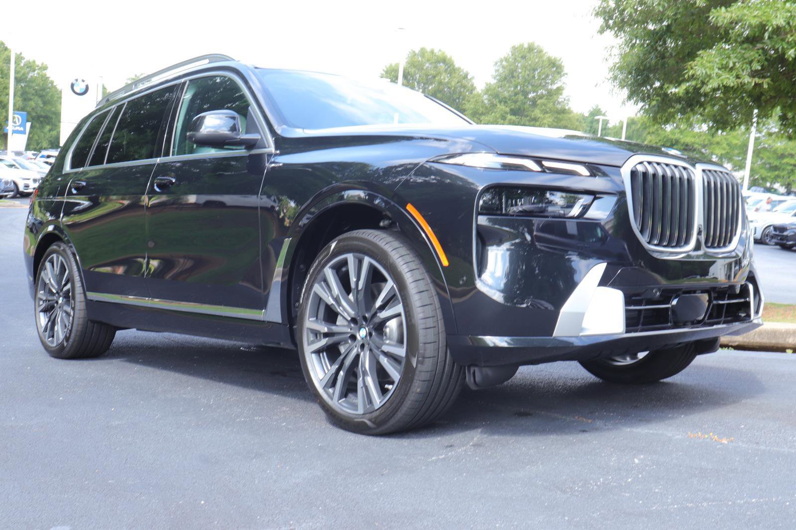 New 2026 BMW X7 xDrive40i w/ Premium Package image 9