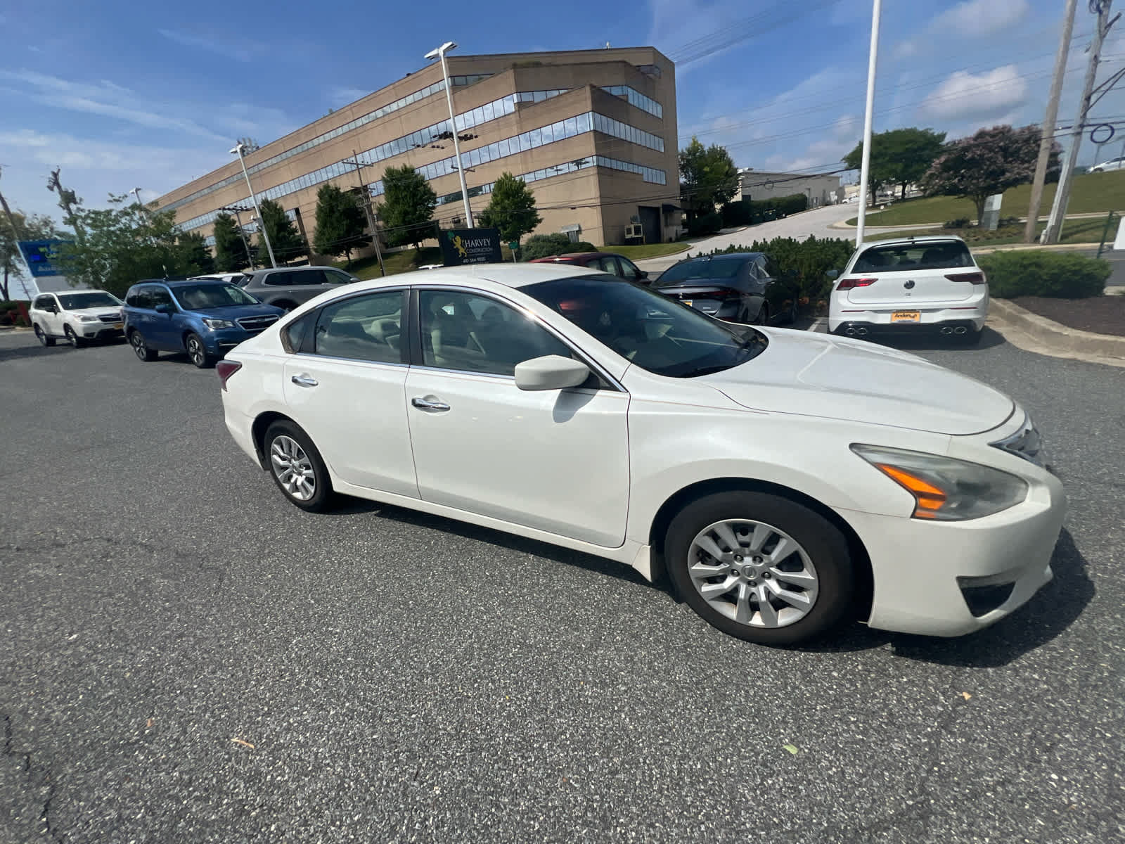 Used 2014 Nissan Altima 2.5 SV FWD image 8