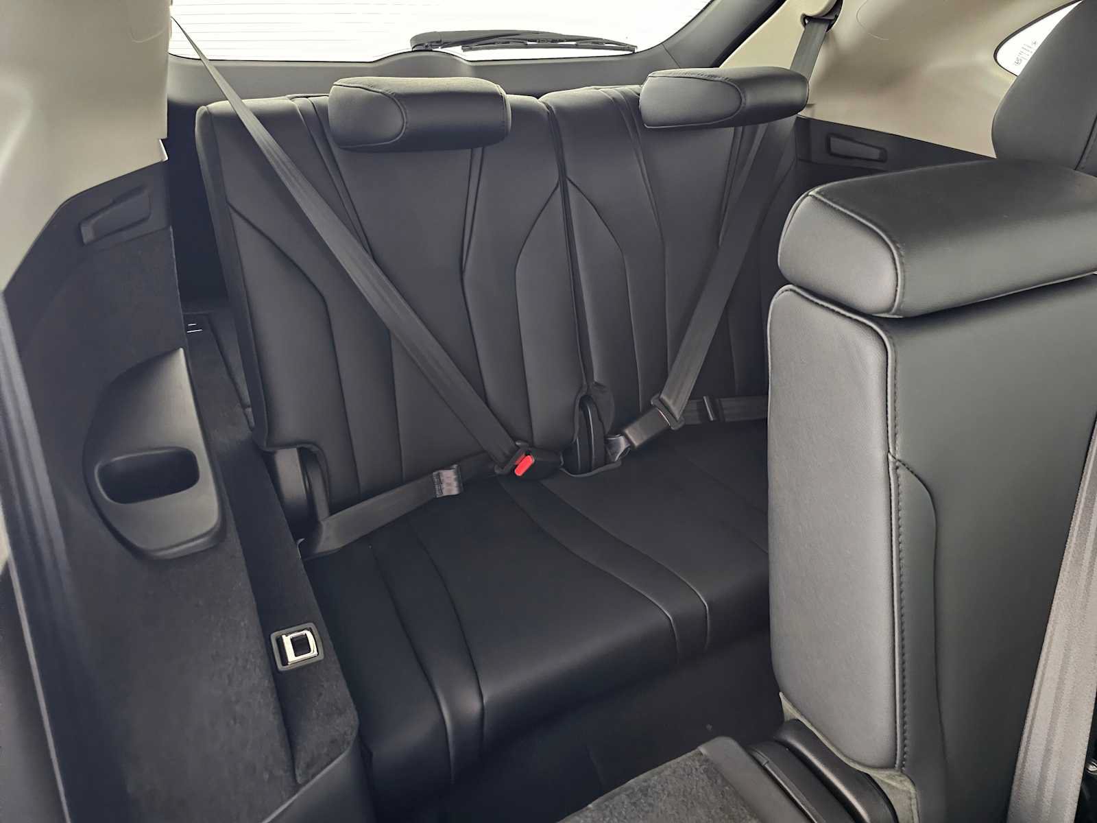 New 2026 Acura MDX SH-AWD image 15