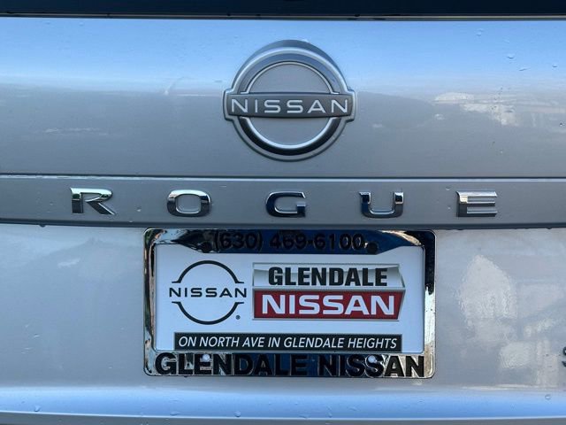 Used 2023 Nissan Rogue SV AWD/4WD image 14