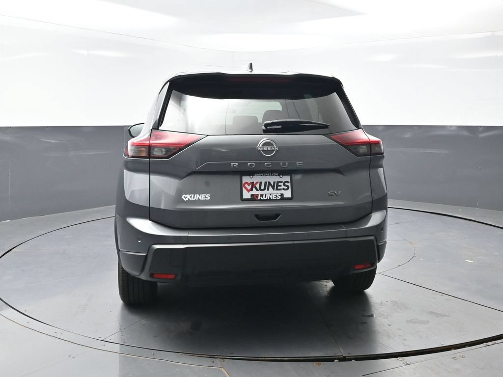 Used 2024 Nissan Rogue SV FWD image 12