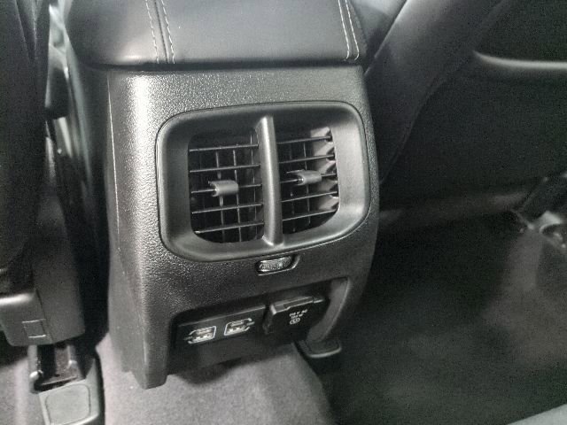 Used 2023 Jeep Cherokee Altitude Lux AWD/4WD image 15