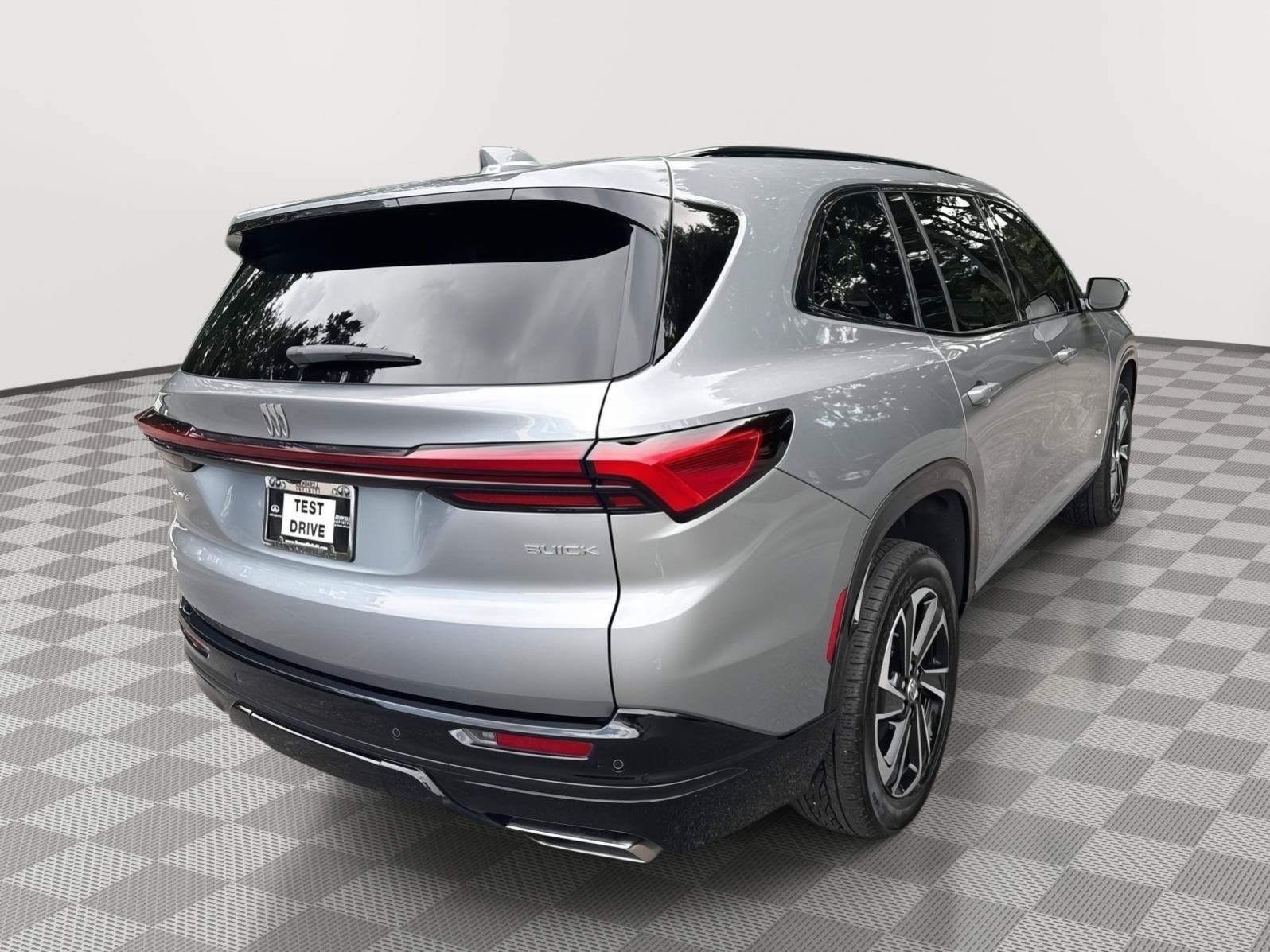 Used 2025 Buick Enclave Sport Touring FWD image 6