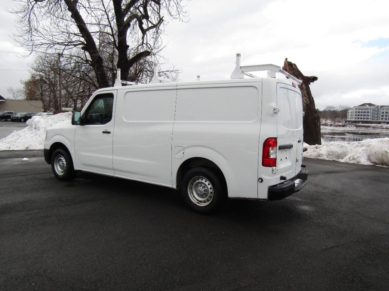 Used 2019 Nissan NV 1500 S image 29