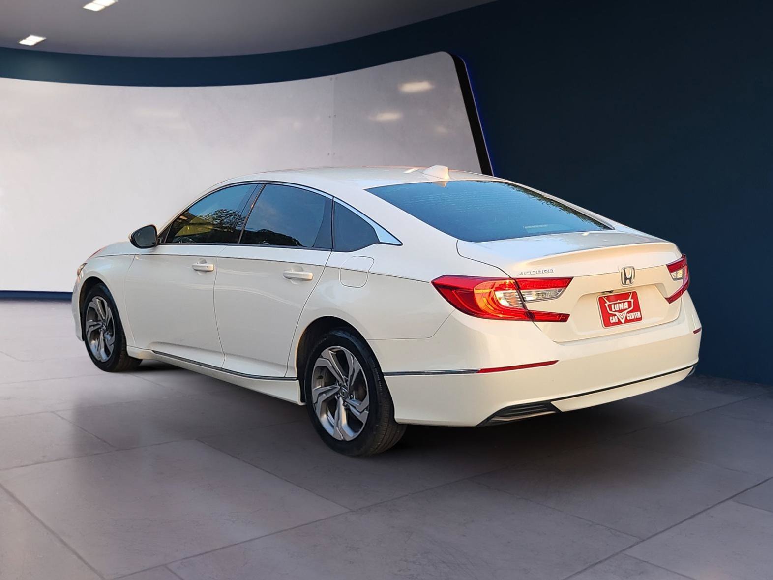 Used 2018 Honda Accord EX-L image 3