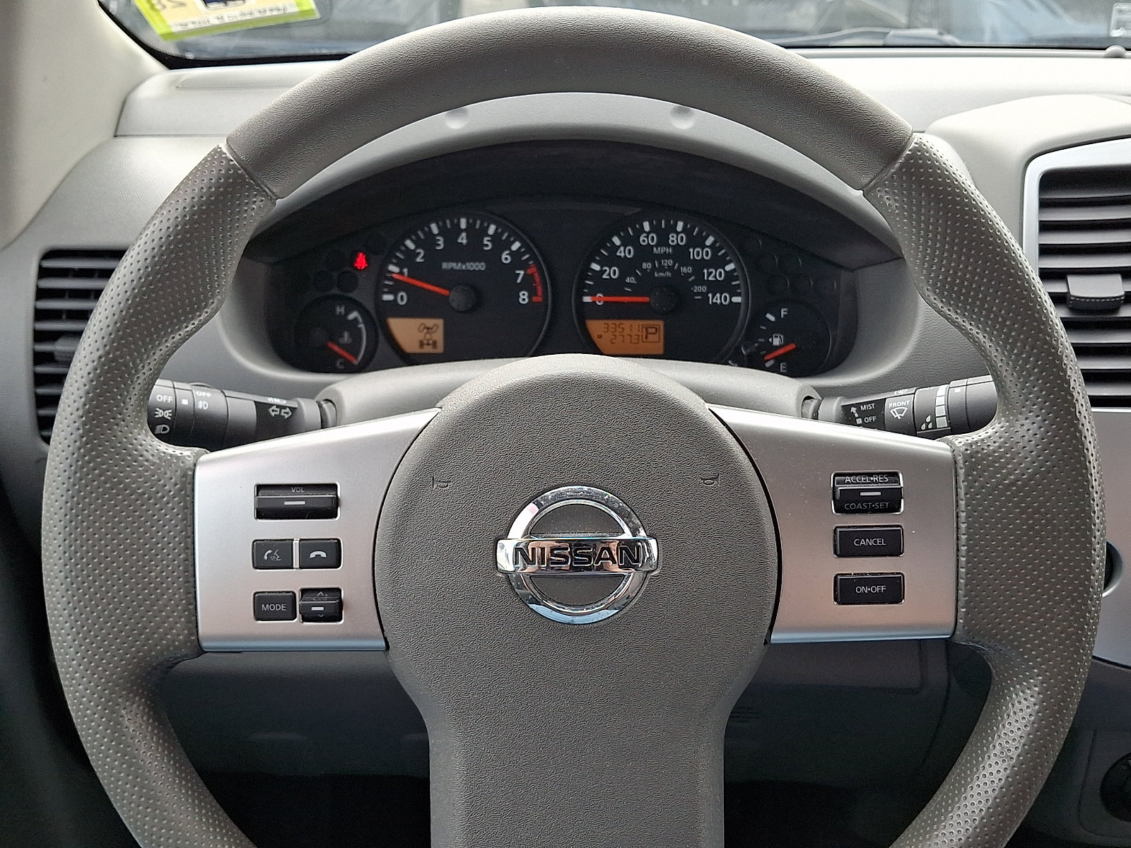 Certified 2021 Nissan Frontier SV w/ Midnight Edition Floor Mats AWD/4WD image 19