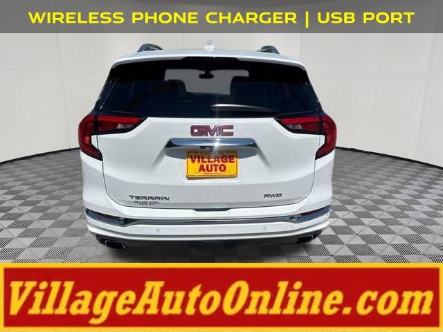 Used 2018 GMC Terrain Denali w/ Advanced Safety Package AWD/4WD image 3