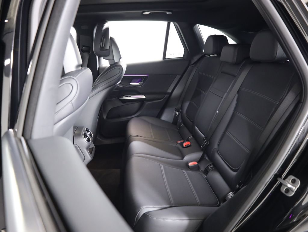Used 2026 Mercedes-Benz GLC 300 4MATIC image 35