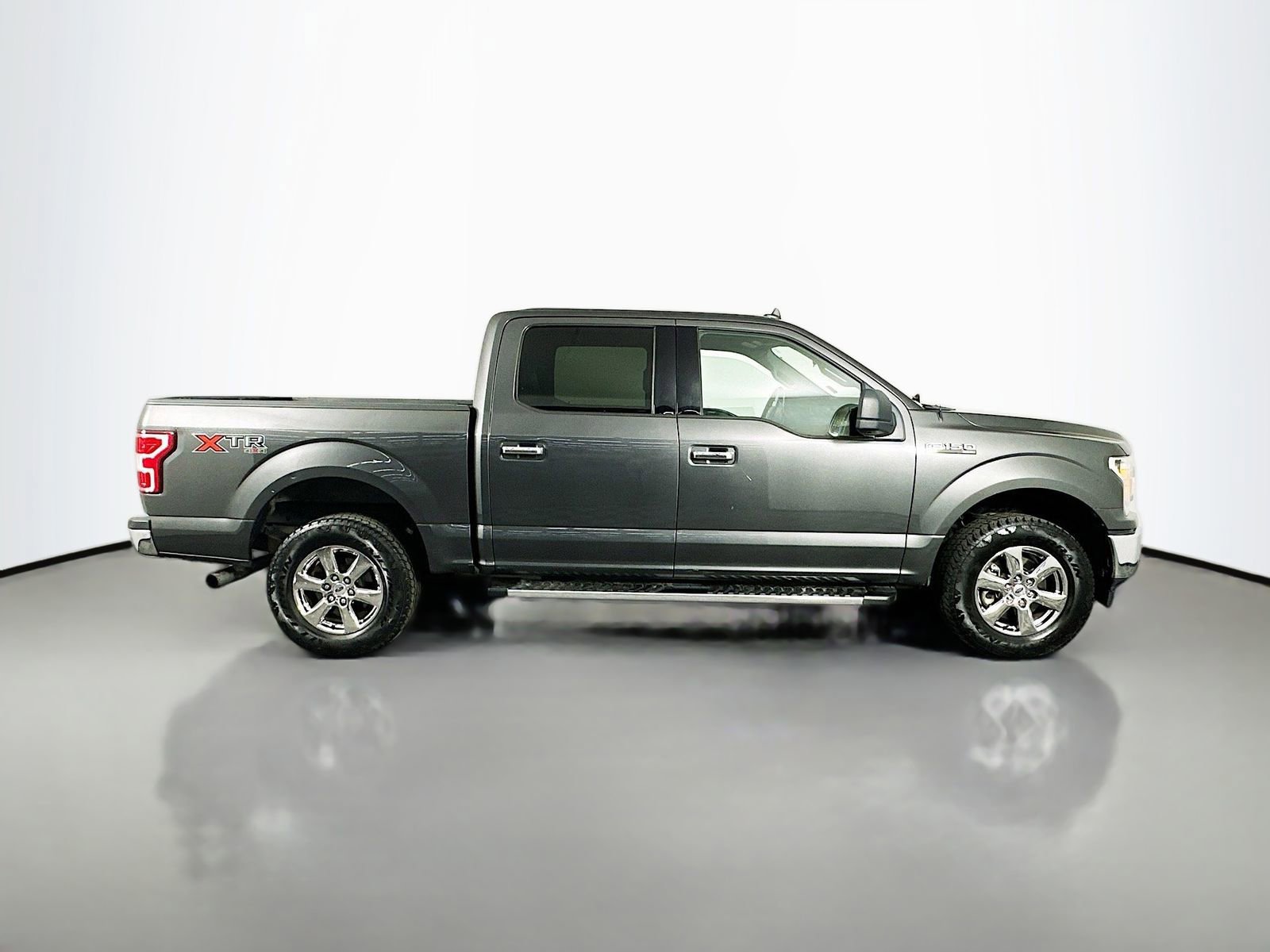 Used 2019 Ford F150 XLT w/ XTR Package image 11