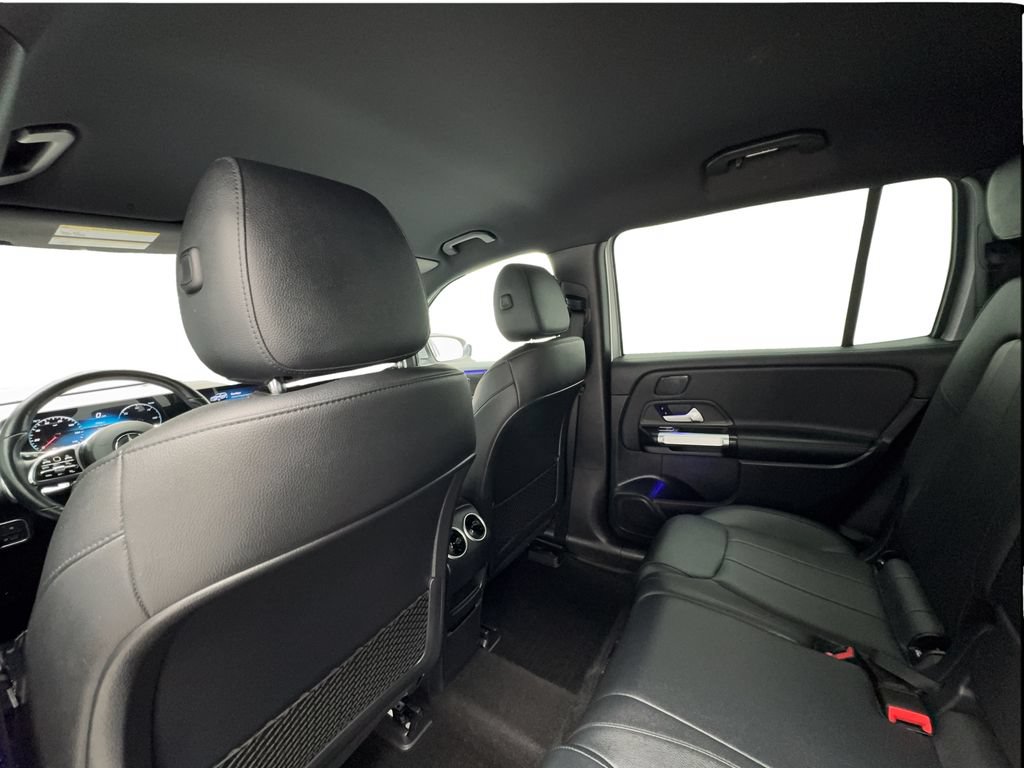 Used 2023 Mercedes-Benz EQB 300 4MATIC w/ Exclusive Package image 21