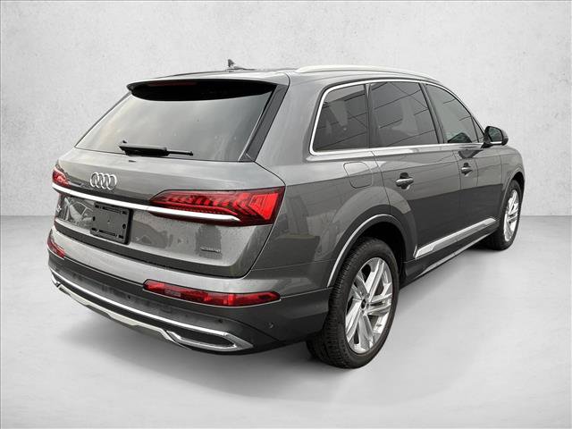 Used 2023 Audi Q7 2.0T Premium w/ Convenience Package AWD/4WD image 4