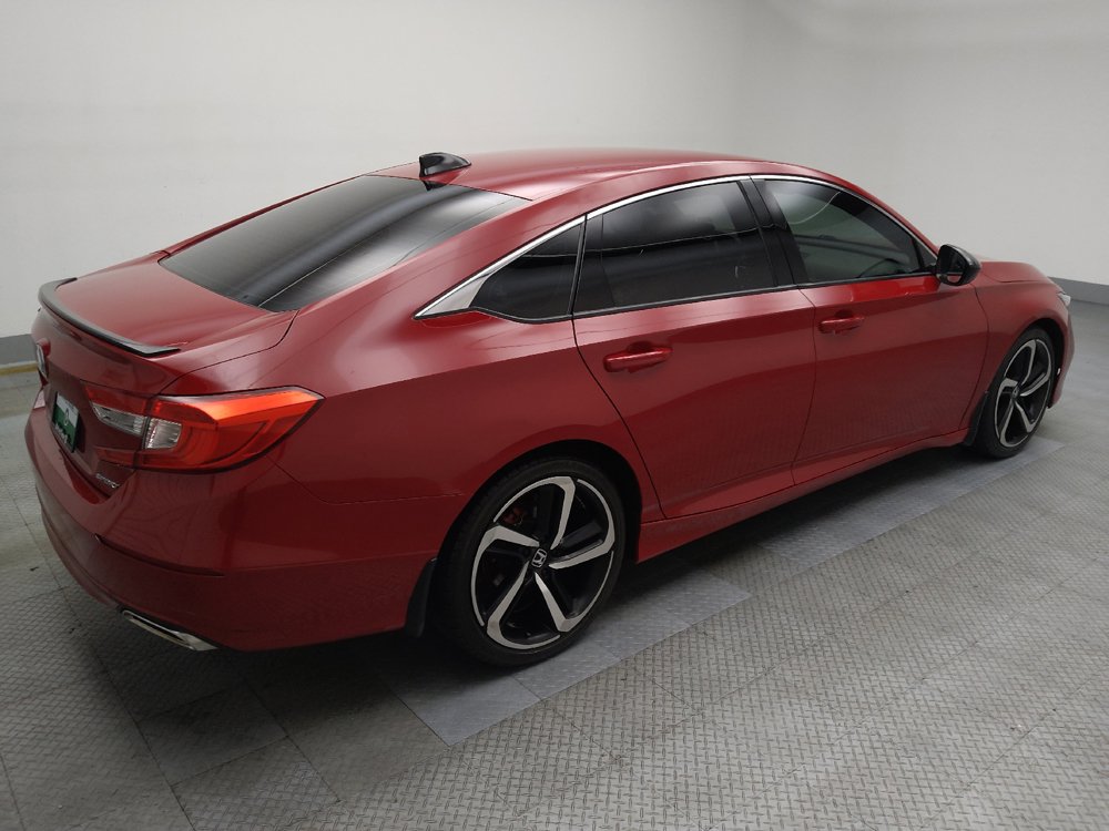 Used 2018 Honda Accord Sport image 10