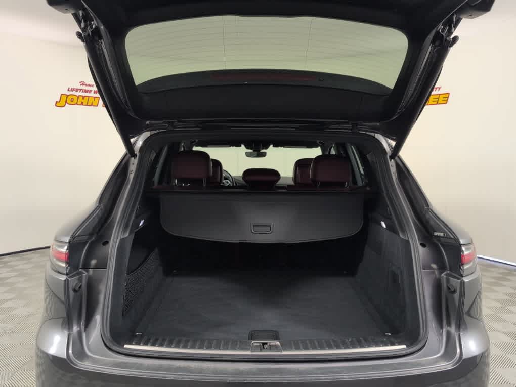 Used 2019 Porsche Cayenne AWD/4WD image 5