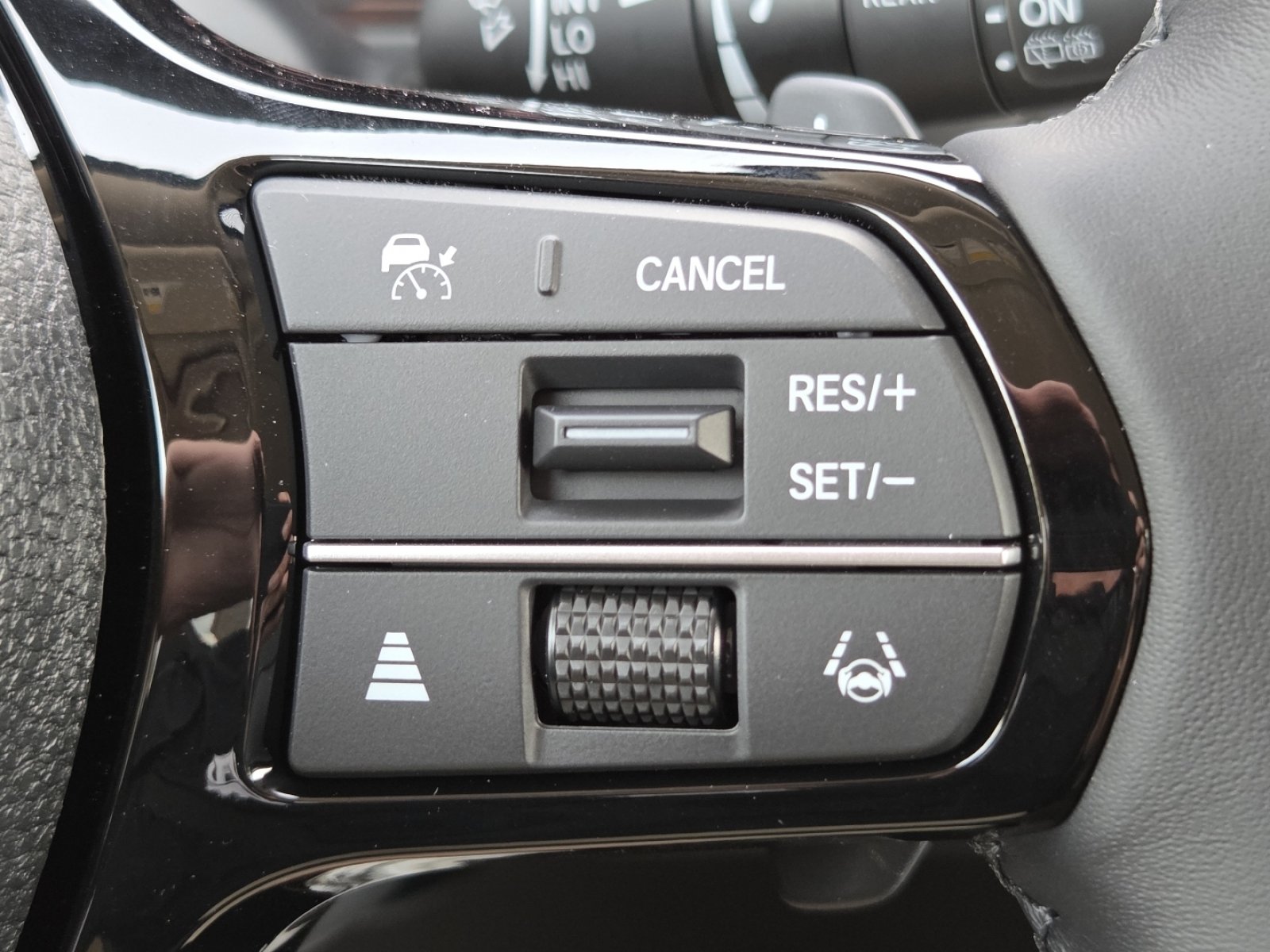 New 2026 Honda Pilot EX-L image 8
