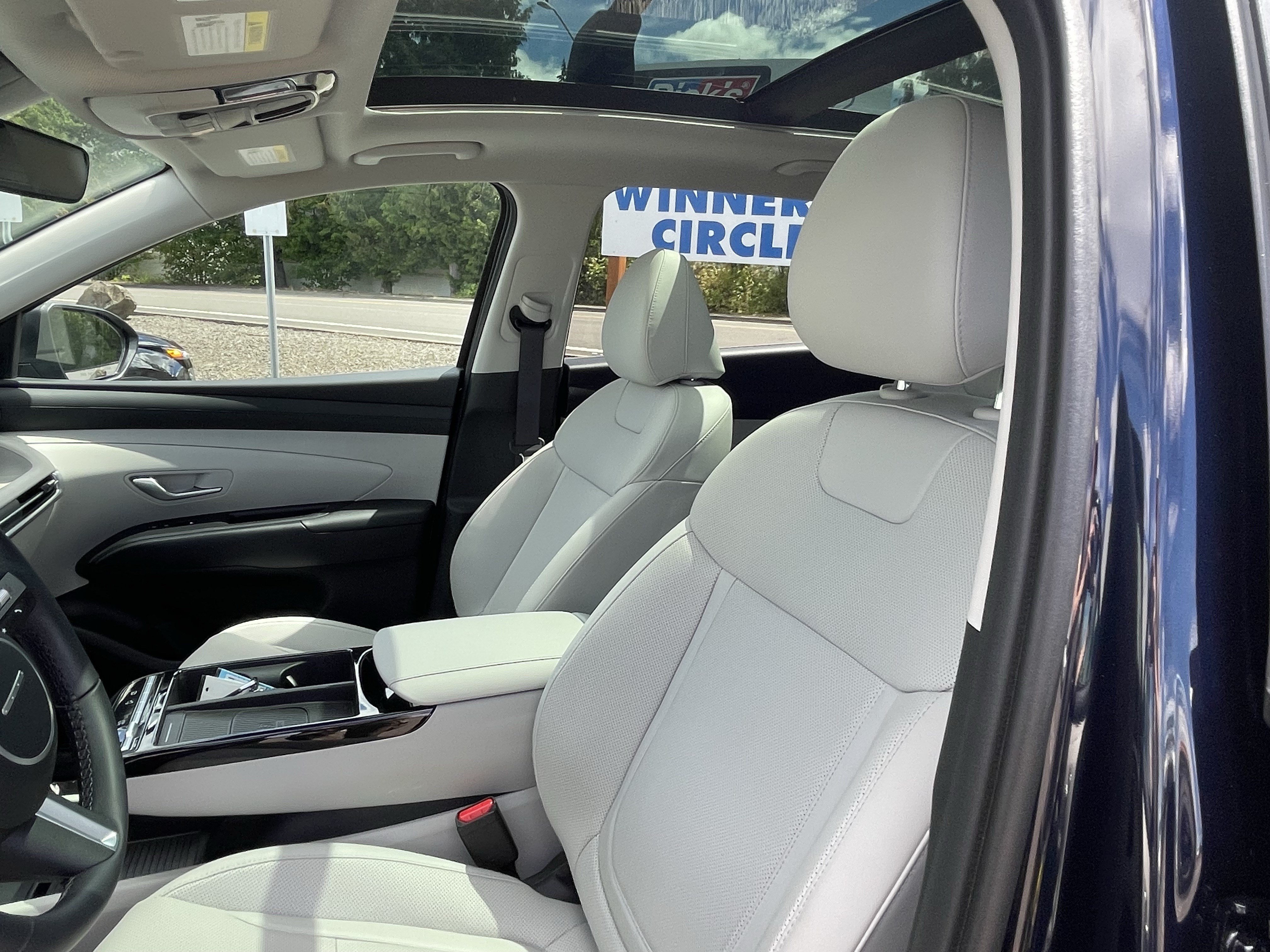 Certified 2025 Hyundai Tucson SEL AWD/4WD image 21