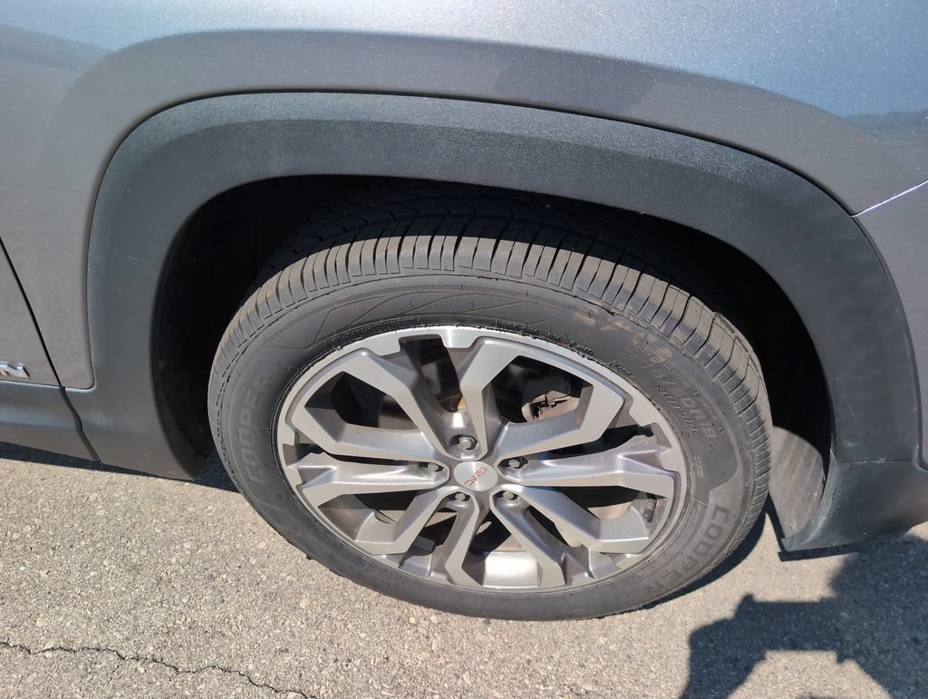 Used 2020 GMC Terrain SLT w/ Preferred Package AWD/4WD image 9