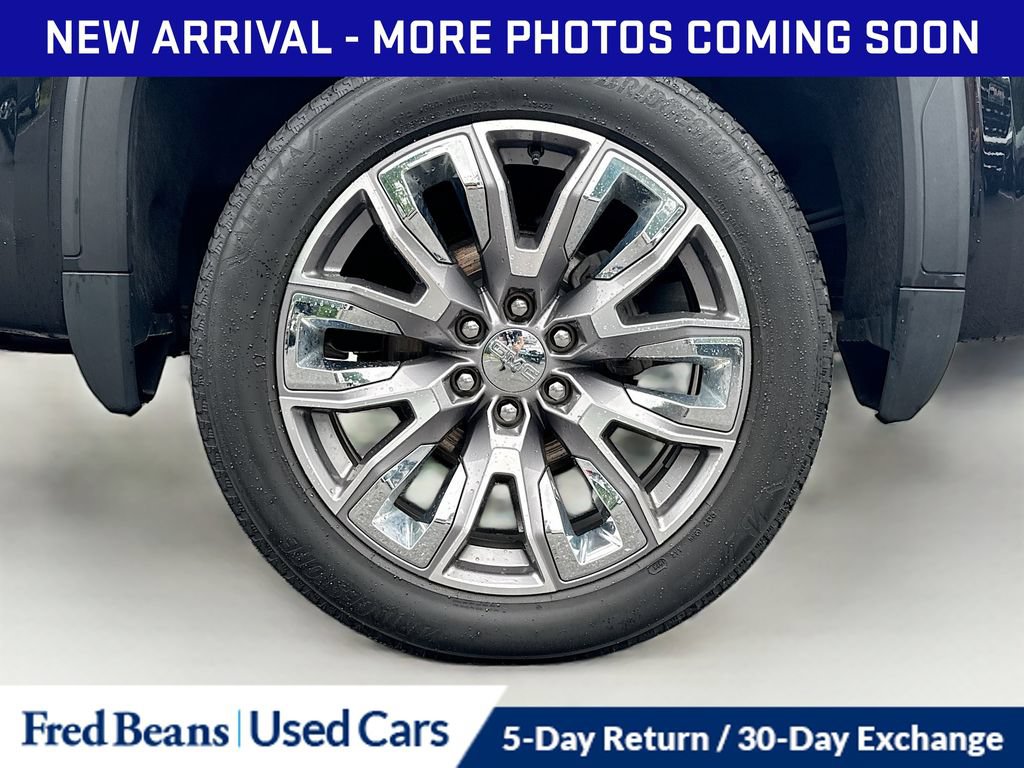 Used 2023 GMC Sierra 1500 Denali w/ Denali Reserve Package AWD/4WD image 12
