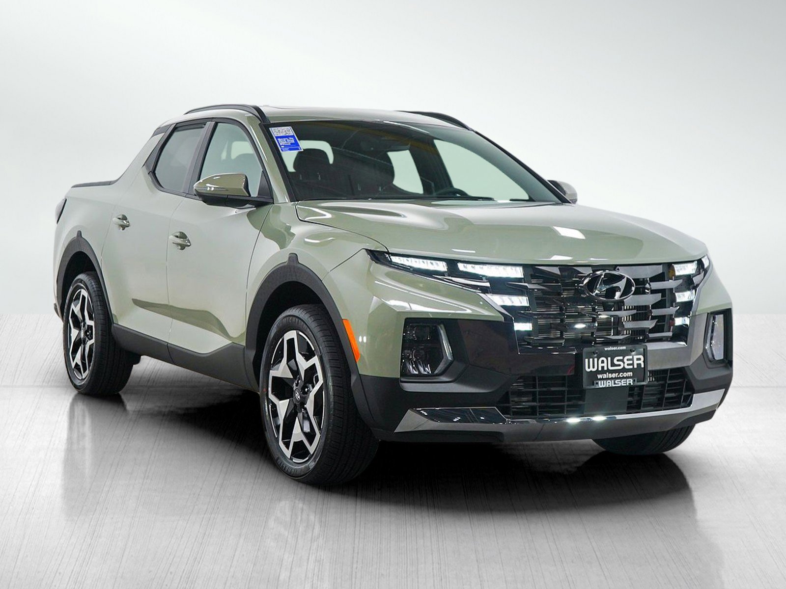 Used 2024 Hyundai Santa Cruz Limited image 7