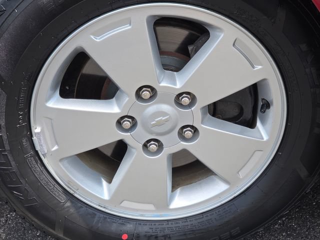 Used 2009 Chevrolet Impala LT FWD image 4