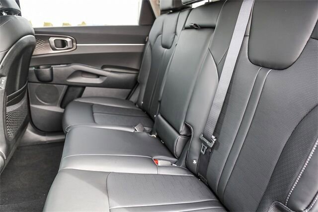 New 2026 Kia Sorento S image 16