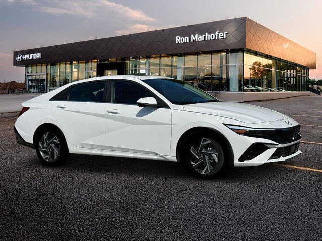New 2025 Hyundai Elantra Limited image 10