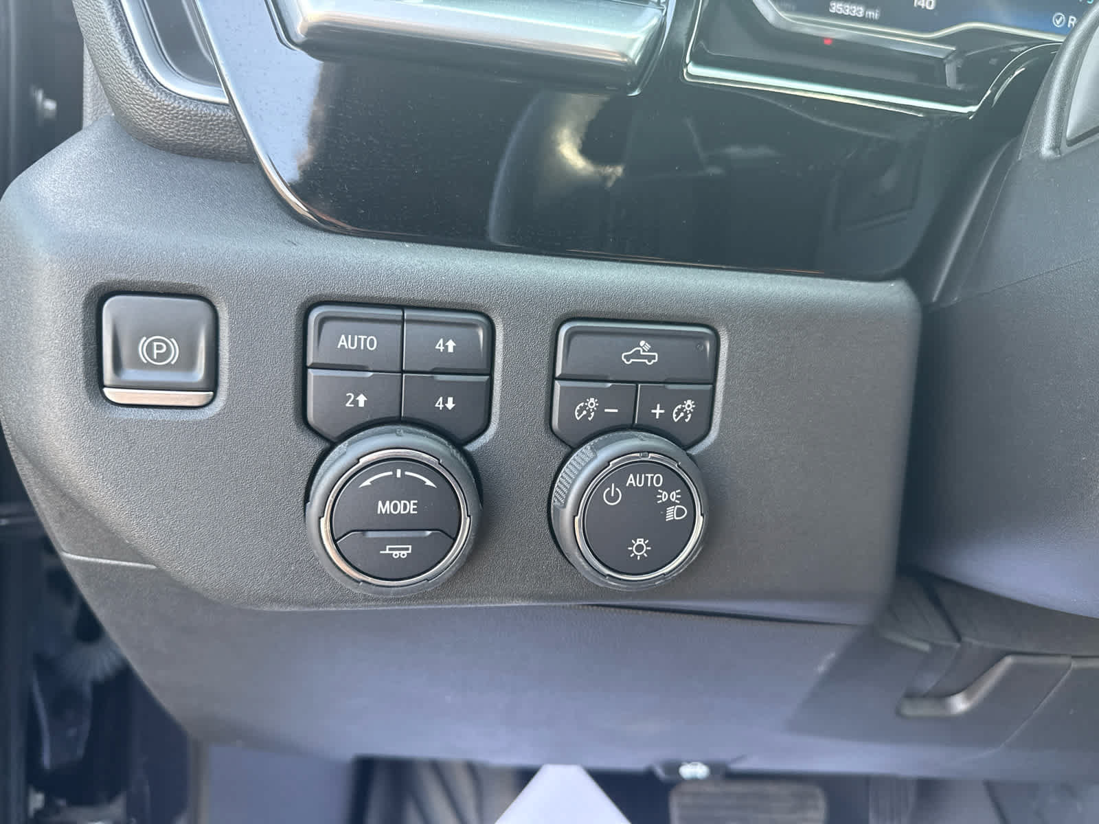 Certified 2023 Chevrolet Silverado 1500 LT AWD/4WD image 14