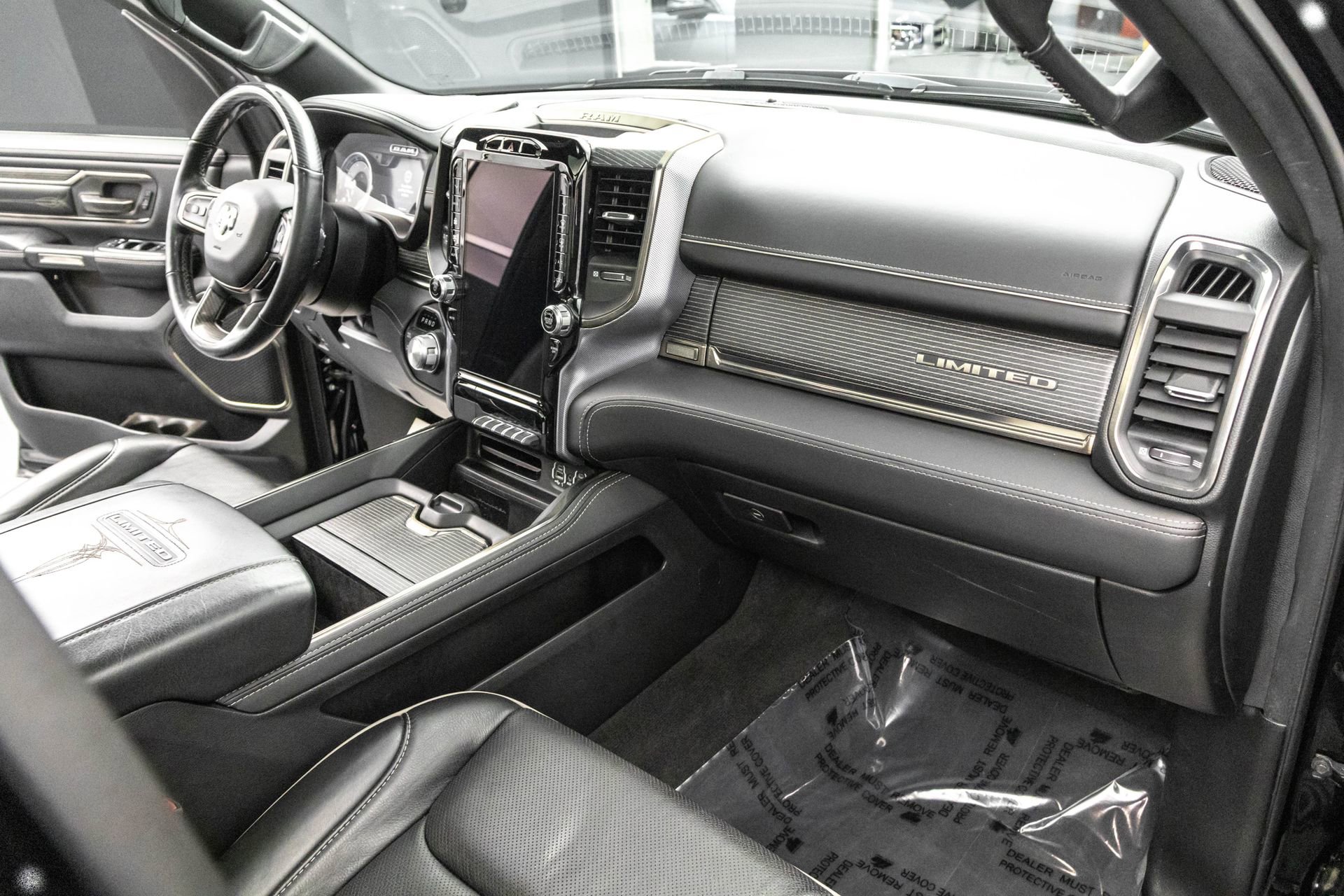 Used 2020 RAM 1500 Limited w/ Cold Weather Group image 40