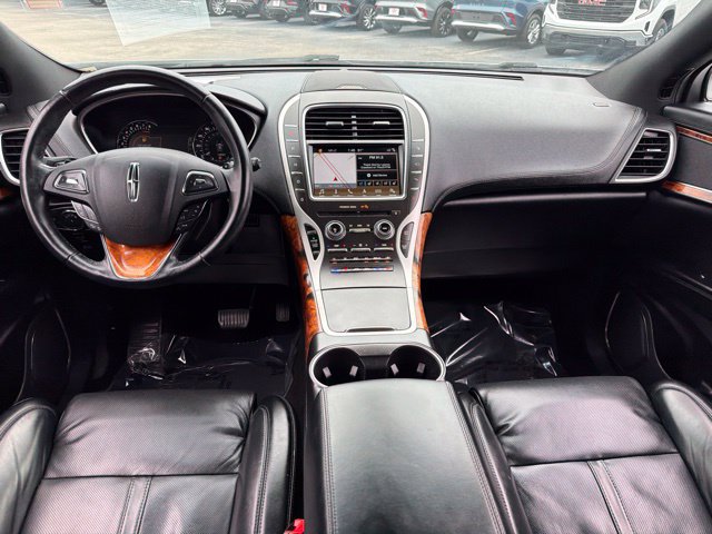 Used 2018 Lincoln MKX Reserve w/ Driver Assistance Package FWD image 13