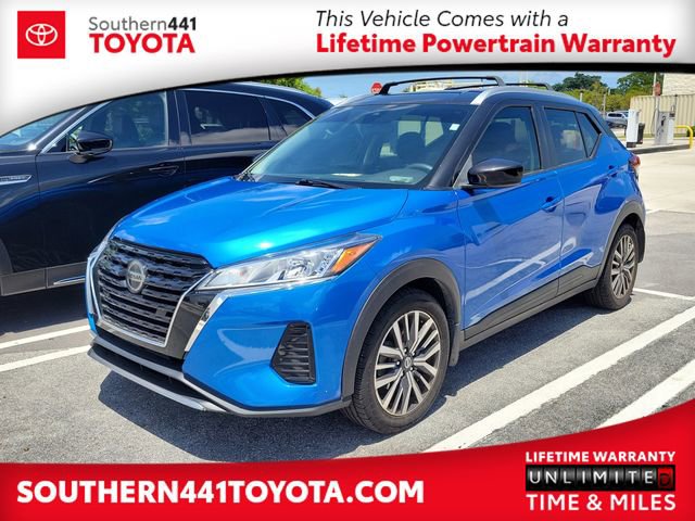 Used 2021 Nissan Kicks SV FWD image 1