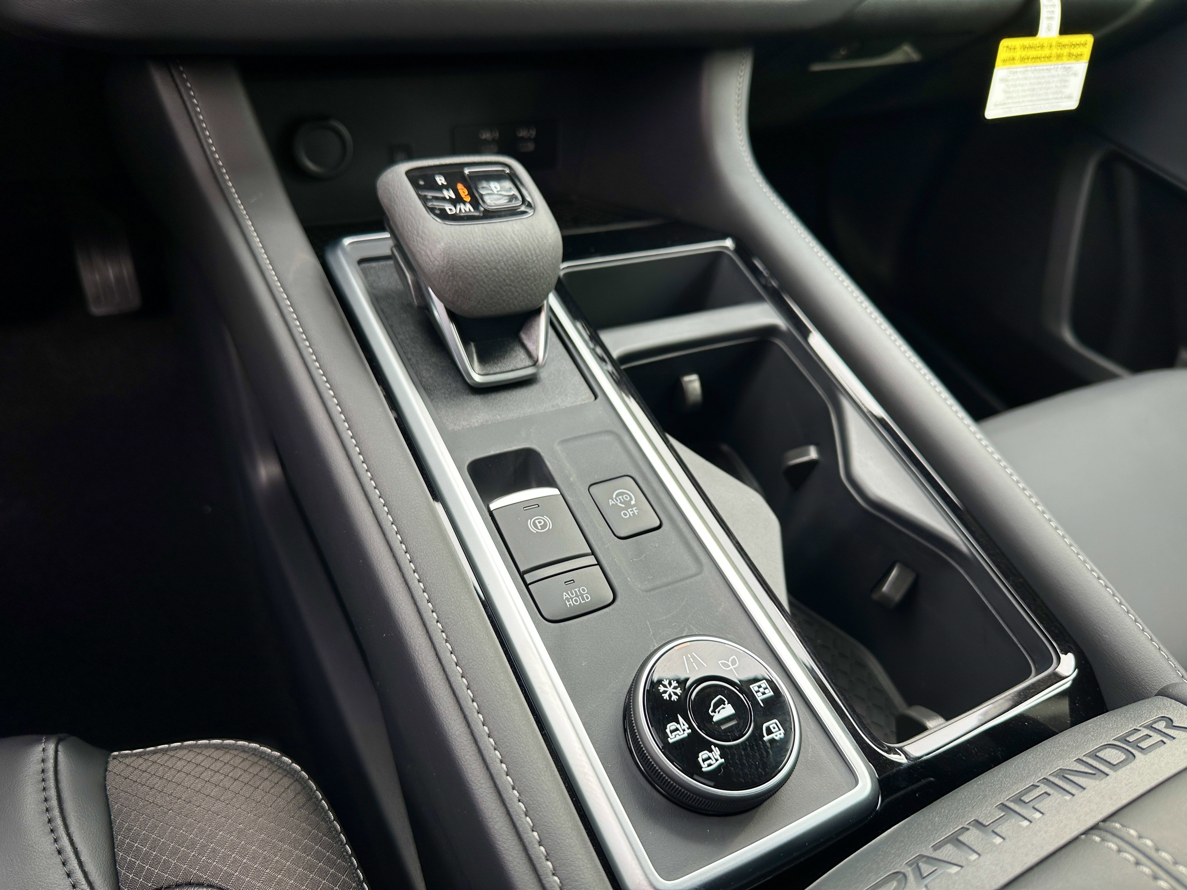 New 2026 Nissan Pathfinder SL AWD/4WD image 18