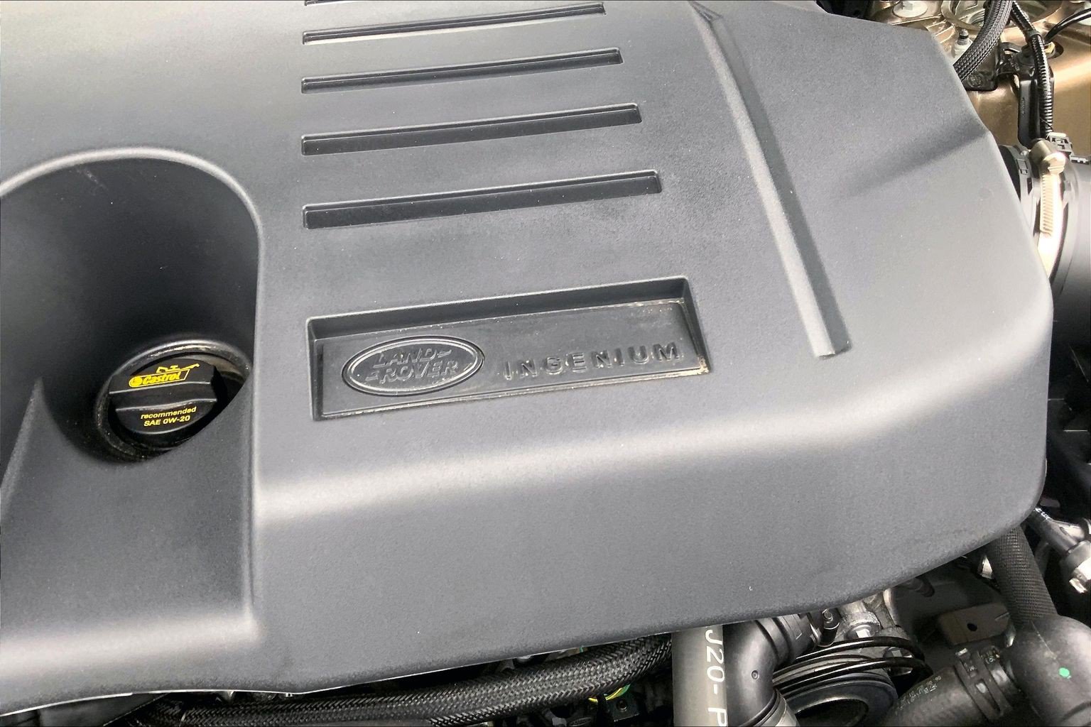 Certified 2026 Land Rover Defender 110 X-Dynamic SE AWD/4WD image 30