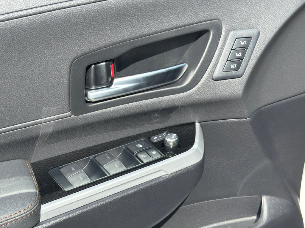 New 2026 Toyota Sienna Platinum AWD/4WD image 19