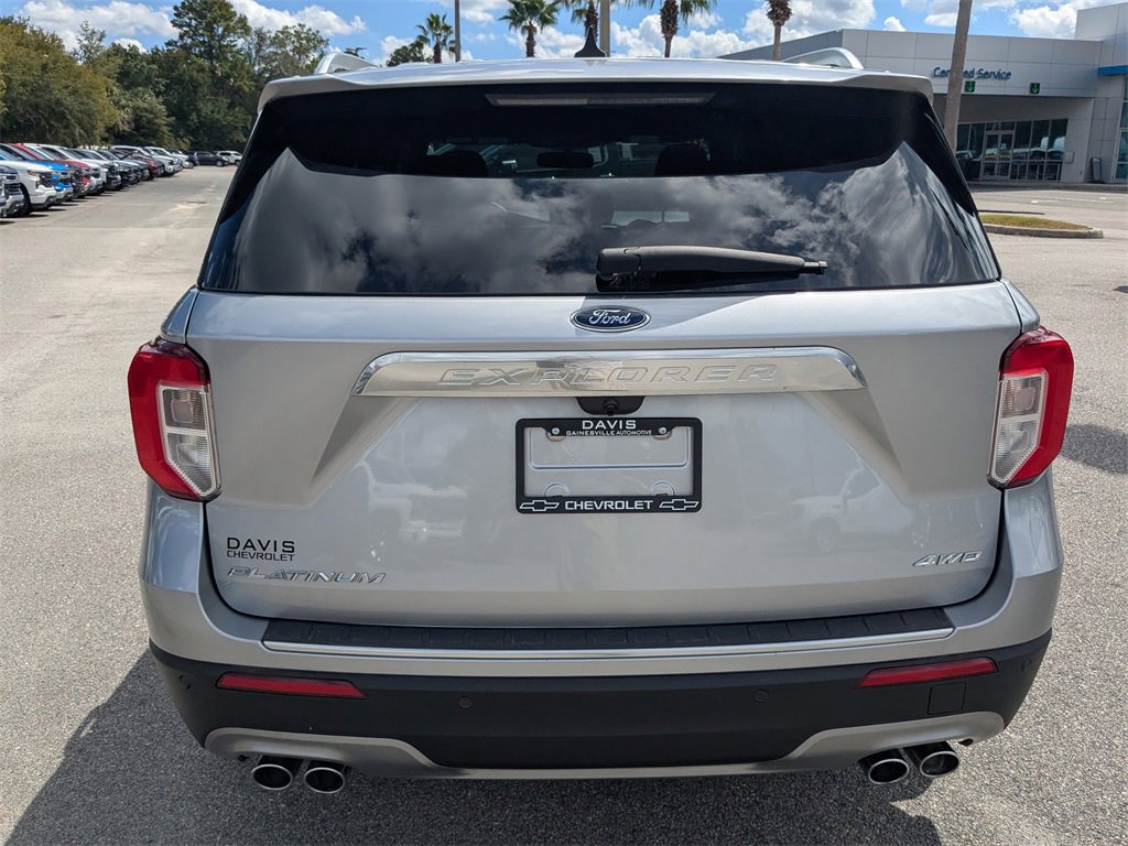 Used 2022 Ford Explorer Platinum w/ Equipment Group 601A image 4