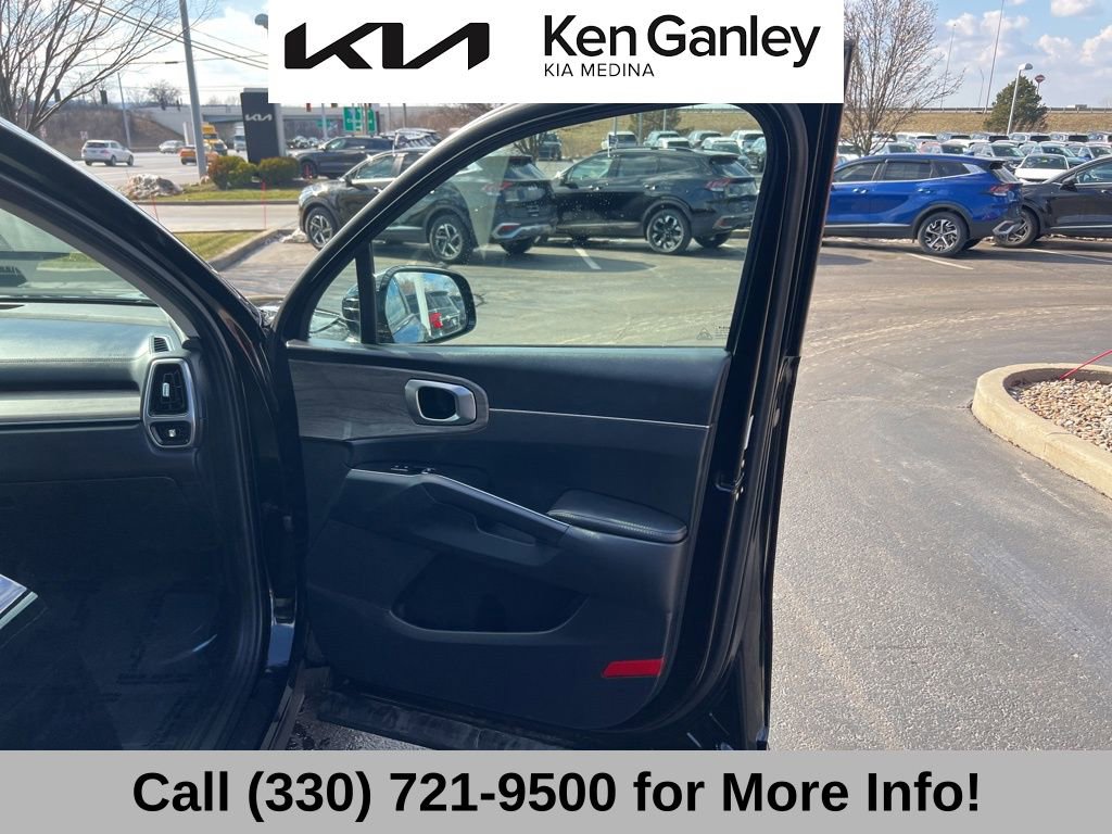 Certified 2023 Kia Sorento X-Line EX image 59